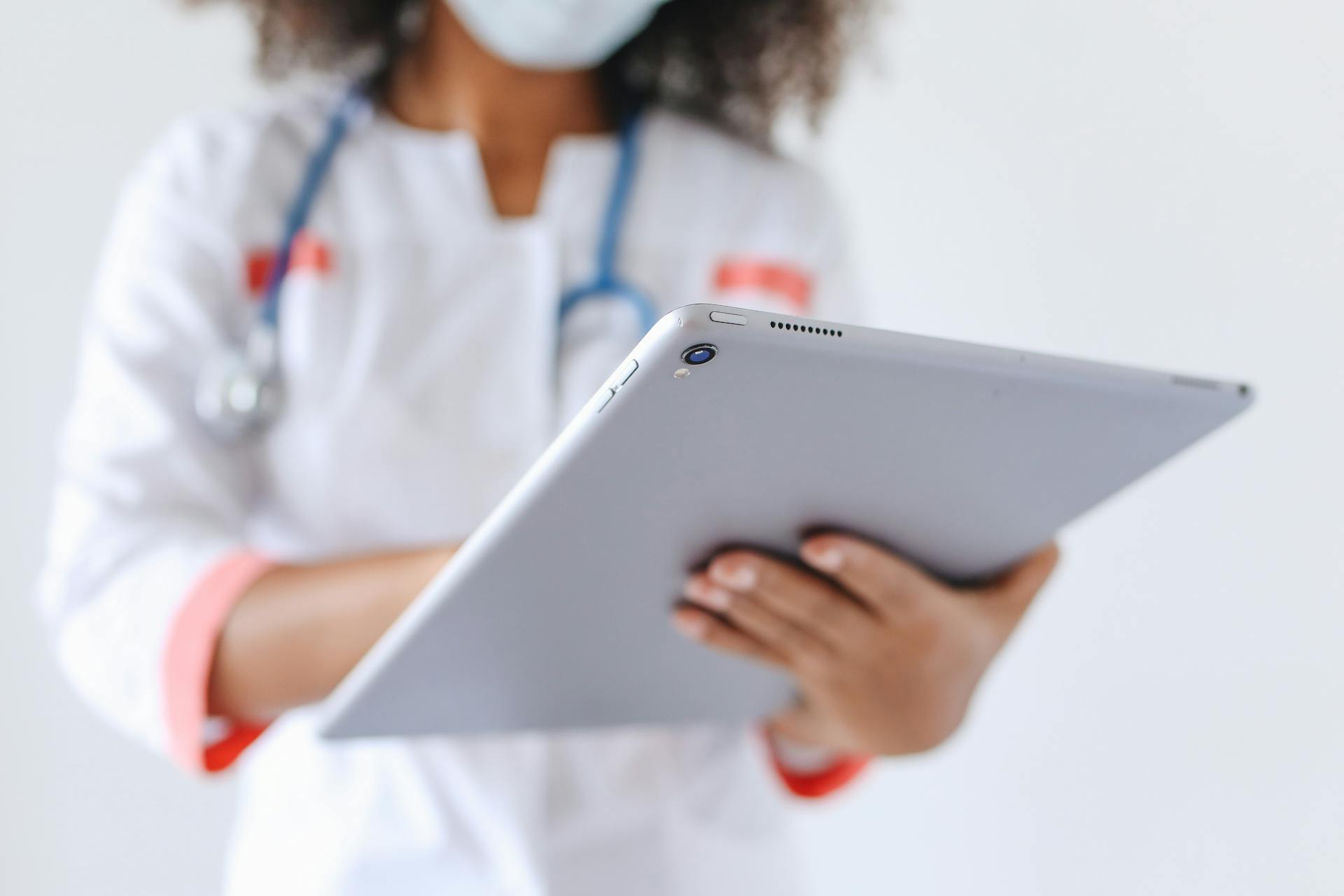 Level 4 CertHE Health and Care Management Course in the UK